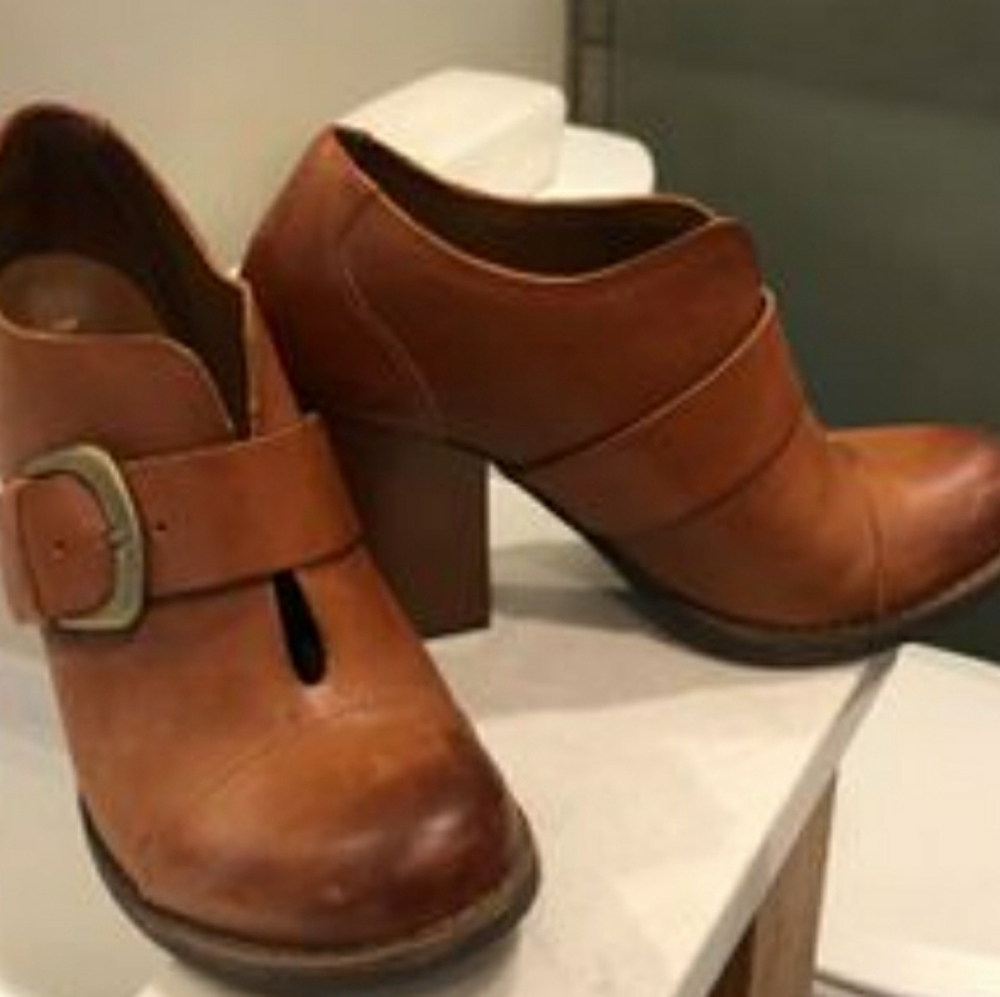 Korks shoes 8